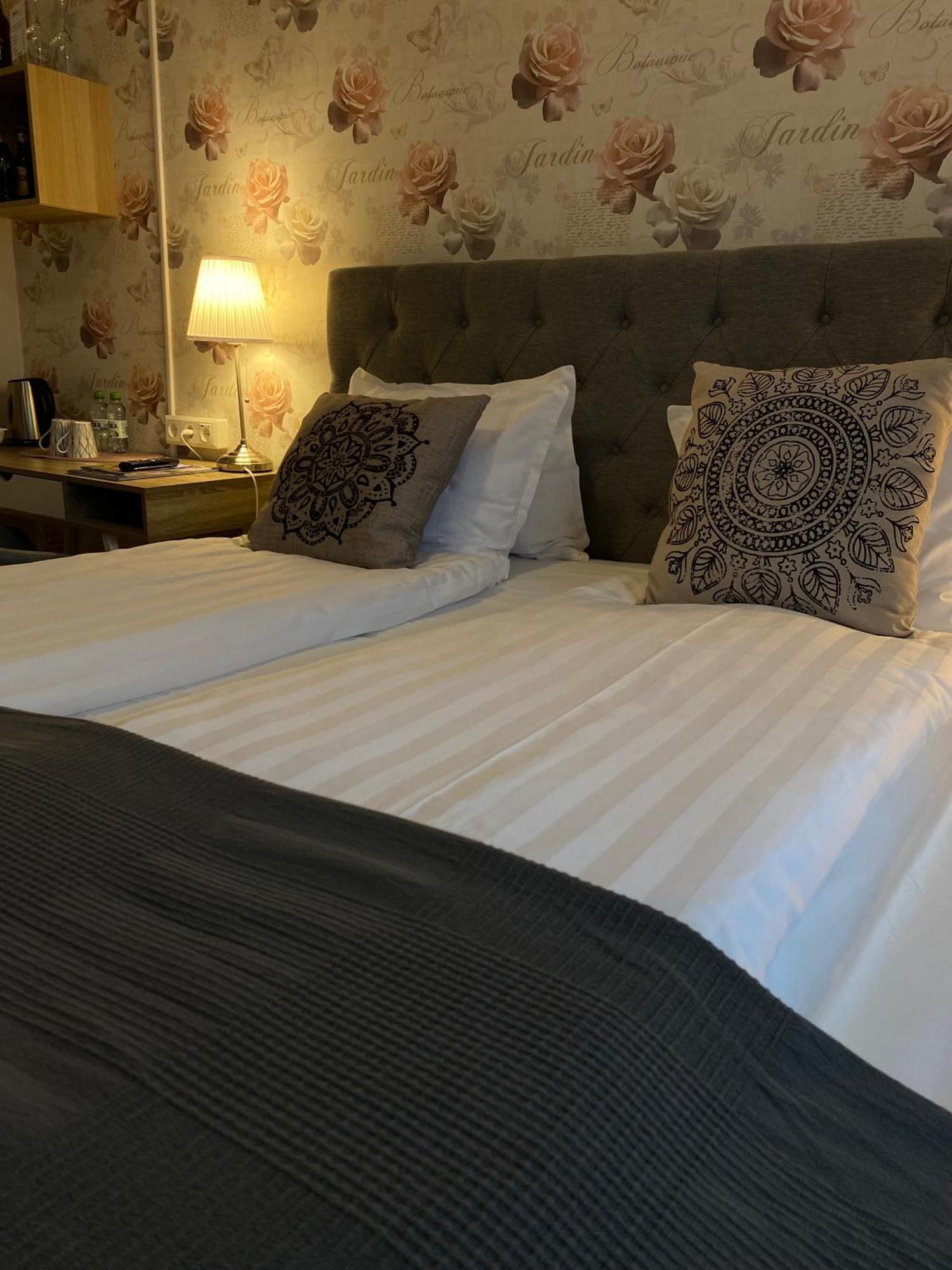Smalandsstenar Hotell Εξωτερικό φωτογραφία