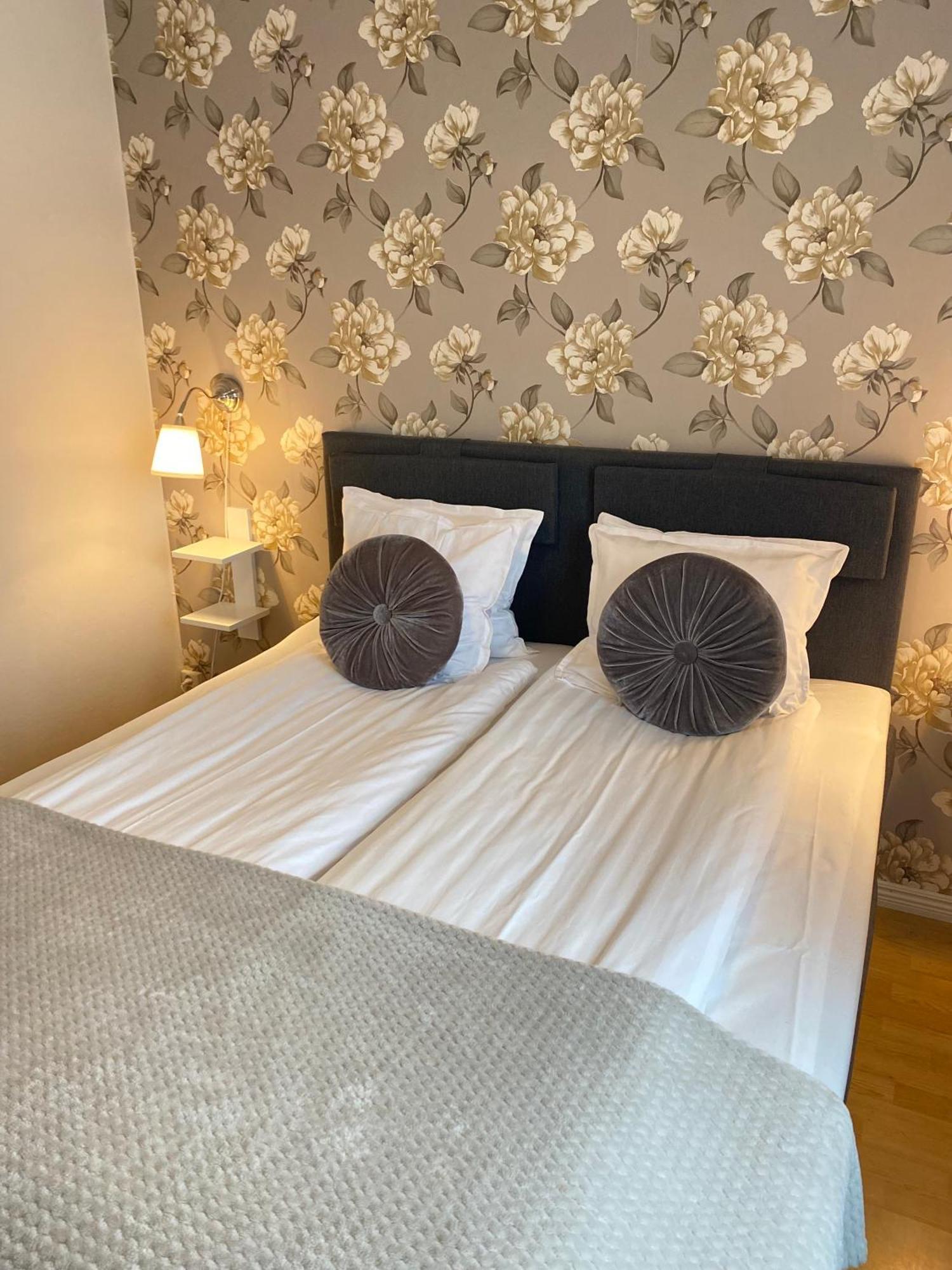Smalandsstenar Hotell Εξωτερικό φωτογραφία