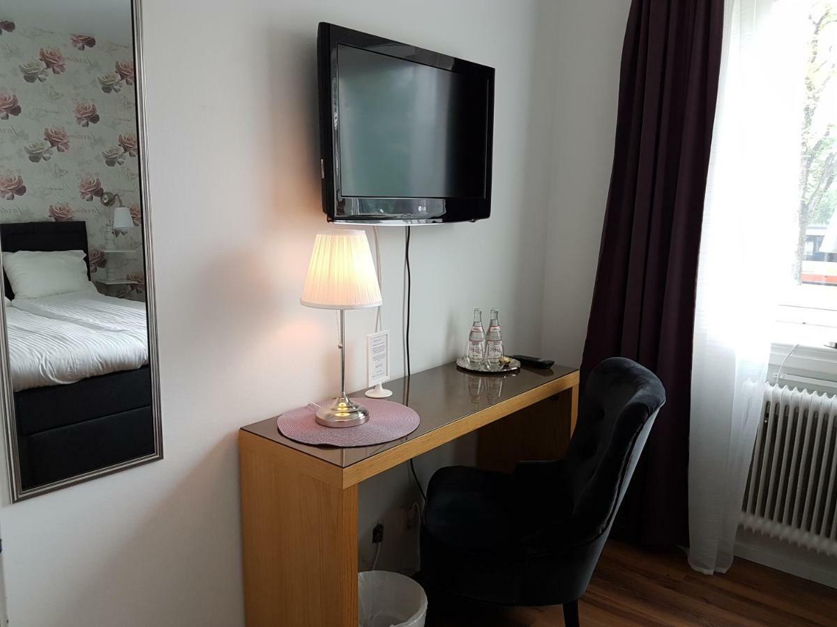 Smalandsstenar Hotell Εξωτερικό φωτογραφία